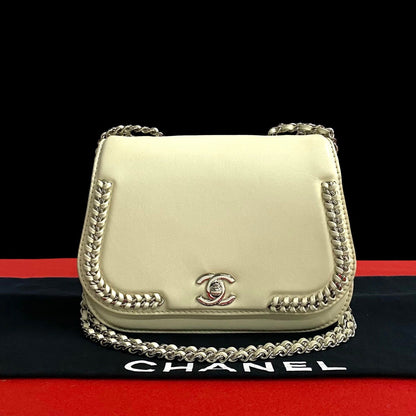 CHANEL Shoulder Bag lambskin white