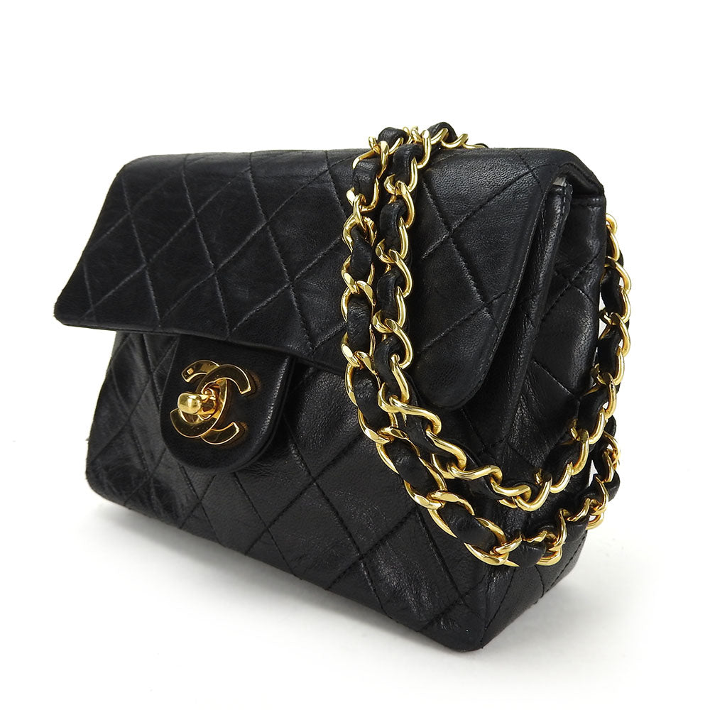 CHANEL Shoulder Bag lambskin black Mini matrasse