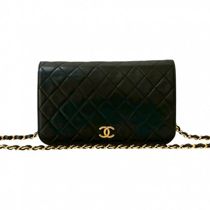 CHANEL Shoulder Bag lambskin black Matrasse