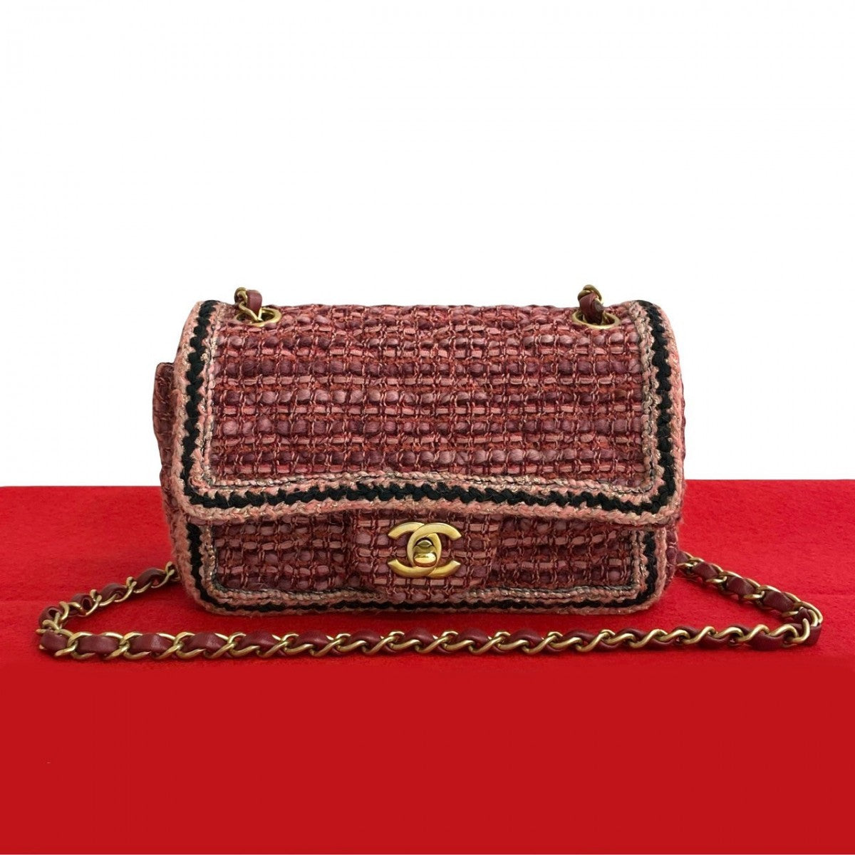 CHANEL Shoulder Bag tweed pink Matrasse tweed