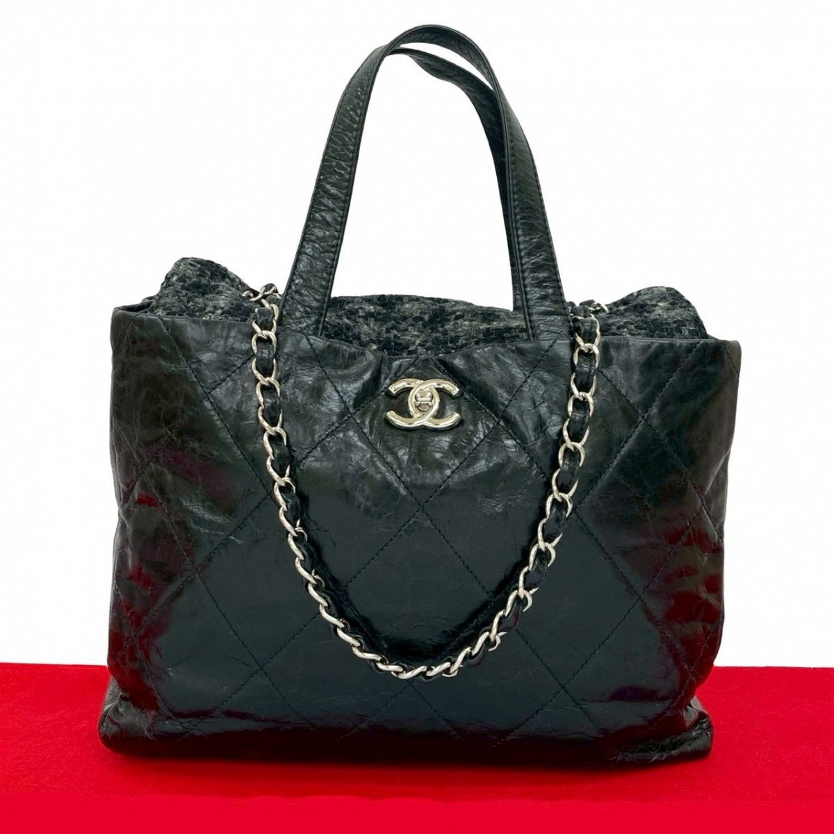 CHANEL Handbag leather black Porto Perro