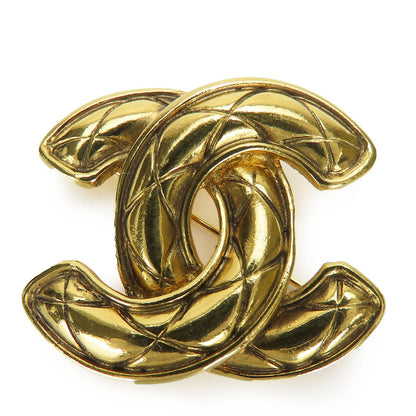 CHANEL Brooch metal gold Matelasse stitch