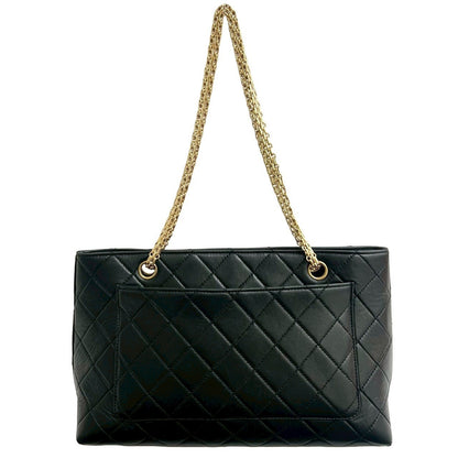CHANEL Tote Bag lambskin black Matrasse