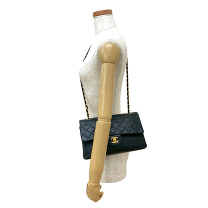 CHANEL Shoulder Bag lambskin black Matrasse
