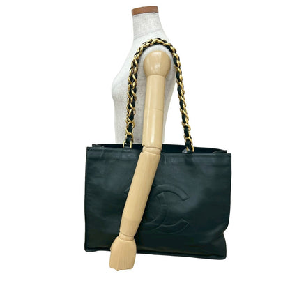 CHANEL Tote Bag lambskin green