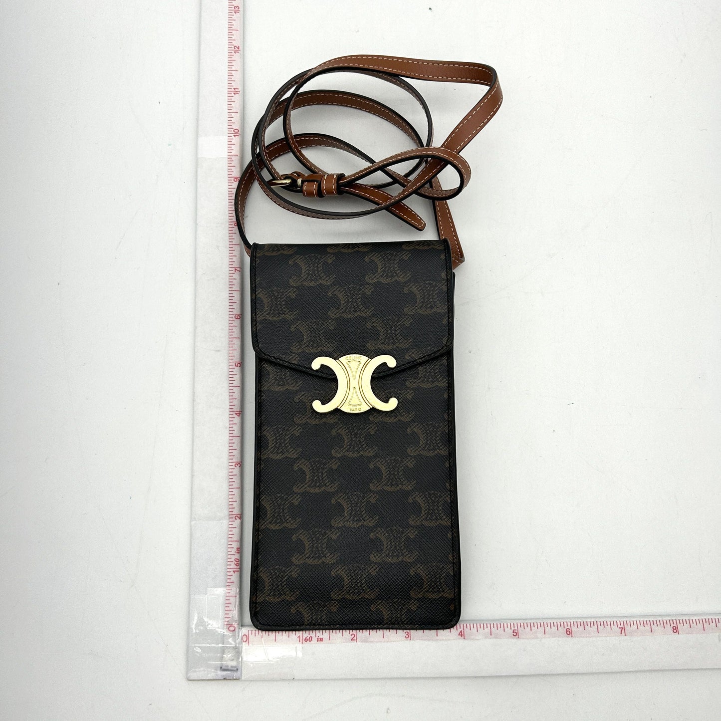 Luxury CELINE TRIOMPHE PHONE POUCH in triomphe canvas LA40765