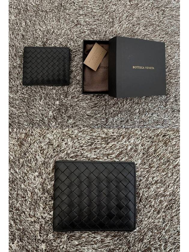Luxury Bottega Veneta Intrecciato half wallet