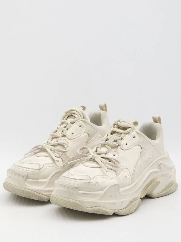Luxury Balenciaga Trending 2025 Triple S sneakers