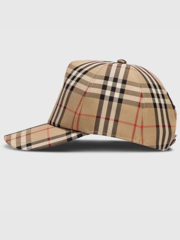 Luxury Burberry logo applique vintage check ball cap beige