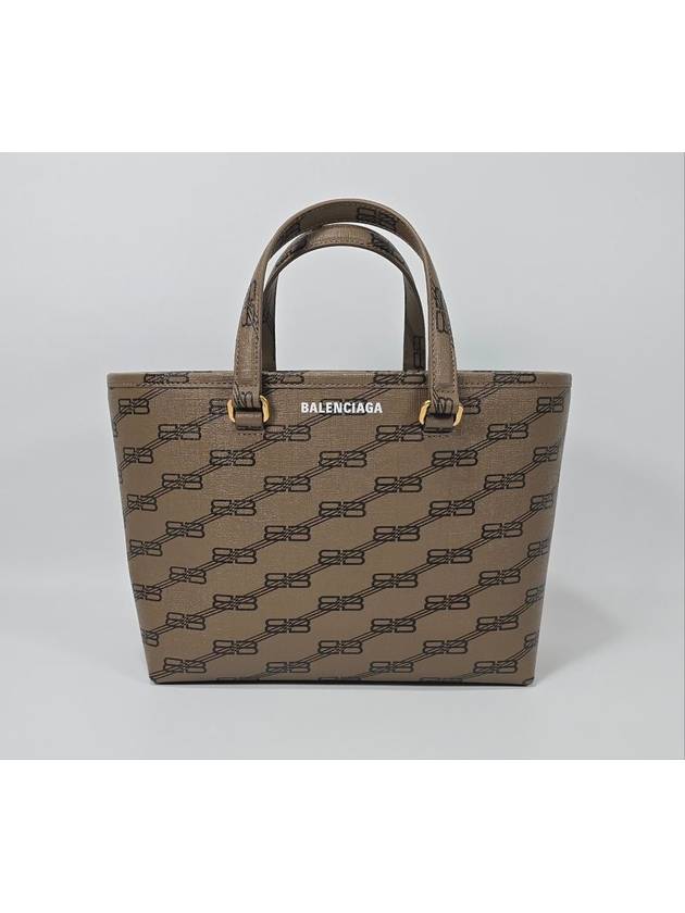 Luxury Balenciaga Trending 2025 Signature BB Monogram Small Shopper Bag