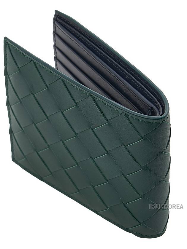 Luxury Bottega Veneta Intrecciato Bifold Half Wallet Green