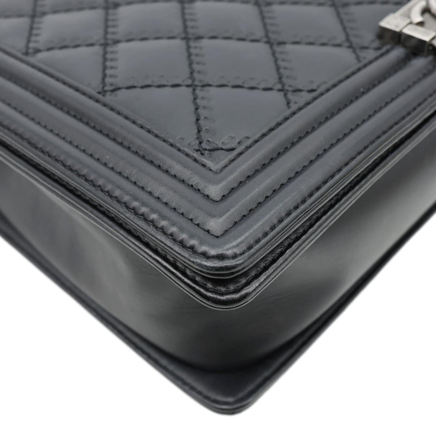 CHANEL Boy New Medium Wild Stitch Leather Shoulder Bag Black