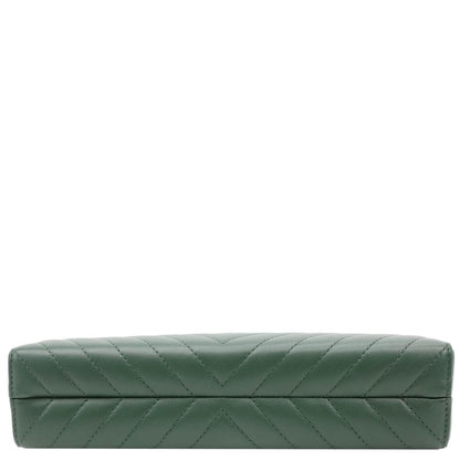 CHANEL Reissue Box Chevron Lambskin Leather Clutch Bag Green