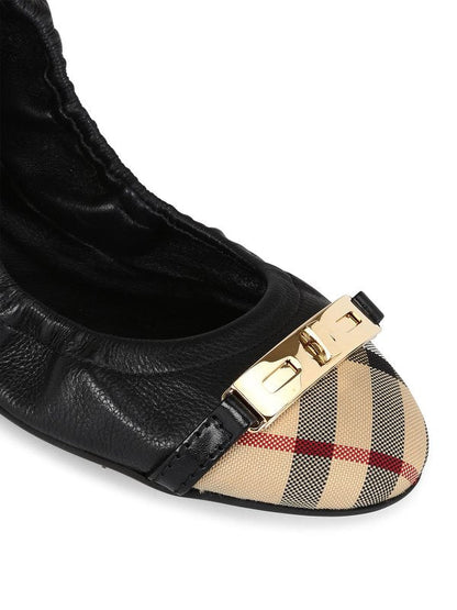 BURBERRY TWIST LOCK DRAYTON LEATHER BALLERINA FLATS