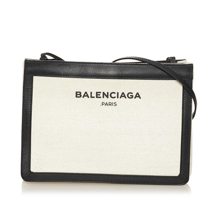 Luxury Balenciaga Trending 2025 Navy Pochette (SHG-tav1bL)