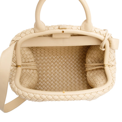 Bottega Veneta Beige Intrecciato Weave Padded Medium The Handle Bag