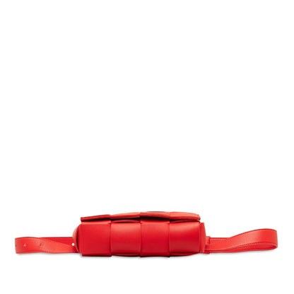 Luxury Bottega Veneta Calfskin Intrecciato Cassette Belt Bag (SHG-GmtFpe)