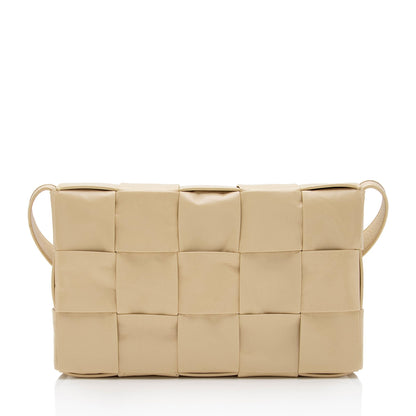 Luxury Bottega Veneta Calfskin Cassette Crossbody Bag (SHF-Di1rKQ)