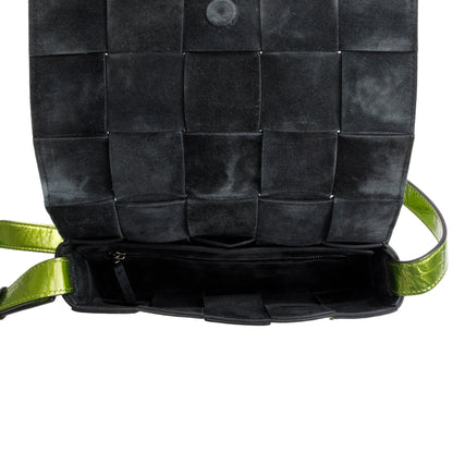 Bottega Veneta Green Metallic Crushed Calfskin Maxi Intrecciato Leather Cassette Bag