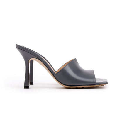Bottega Veneta Grey Nappa Leather Stretch Mule, Size 36