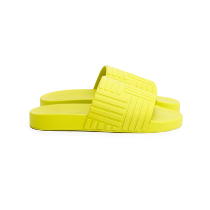 Bottega Veneta Kiwi Rubber Flat Slider Sandals, Size 40