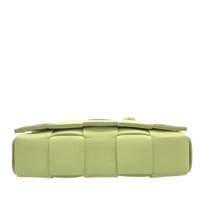Luxury Bottega Veneta Maxi Intrecciato Grained Leather Cassette (SHG-oFXHdg)