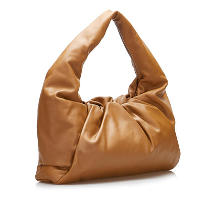 Luxury Bottega Veneta Medium The Shoulder Pouch (SHG-EtLGSW)