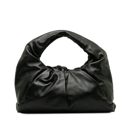 Luxury Bottega Veneta Medium The Shoulder Pouch (SHG-OZyB9A)