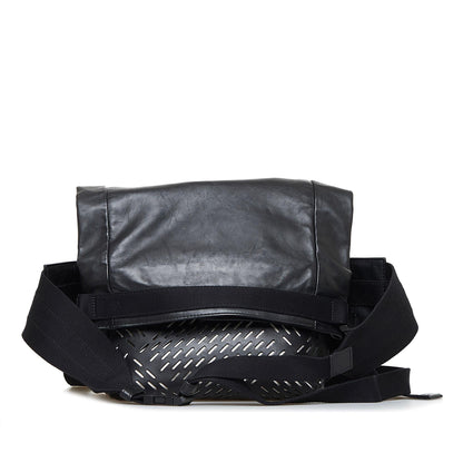 Luxury Bottega Veneta Perforated Leather Belt Bag (SHG-4Rnjsl)