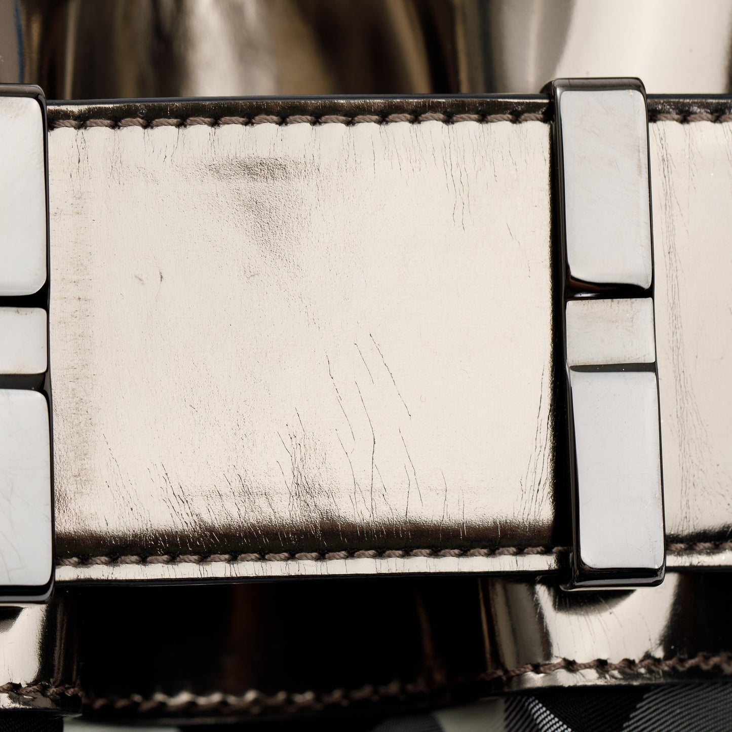 Burberry Metallic Grey Patent Leather Trim Beat Check Nylon Easton Landscape Bag