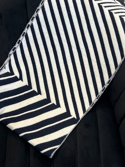 CHANEL CC OVERSIZED CASHMERE BLEND SHAWL