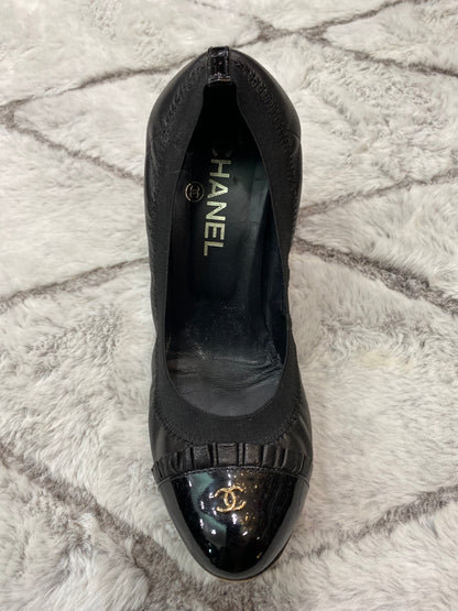 CHANEL CC ESCARPINS STRETCH PUMPS