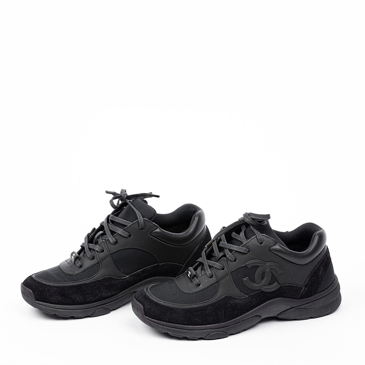 CHANEL CC LEATHER & MIXED FABRIC SNEAKERS