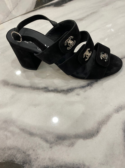 CHANEL CC TURLOCK SUEDE SANDALS