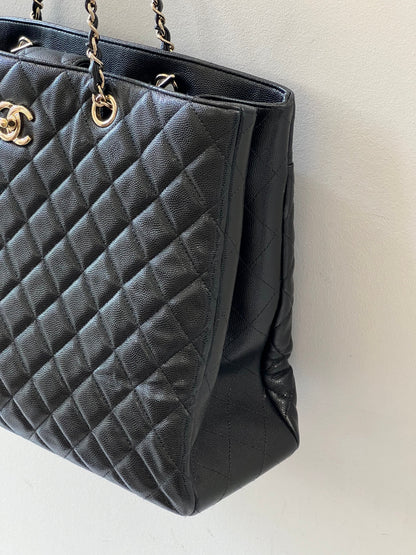 CHANEL CAVIAR QUILTED GRAND SHOPPING TOTE BAG-HS