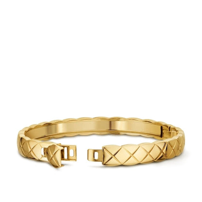 CHANEL 18K GOLD COCO CRUSH BRACELET