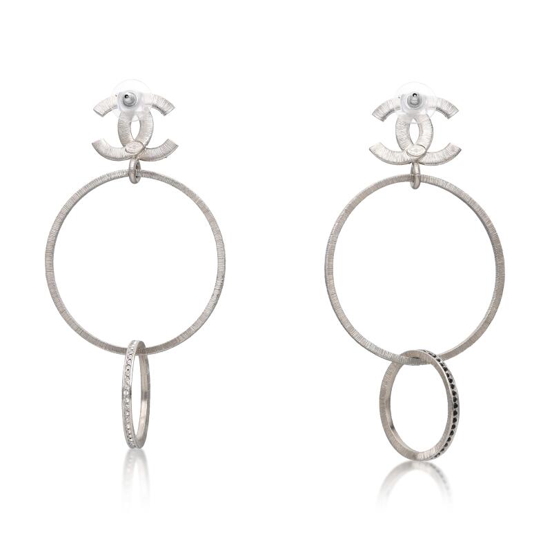 CHANEL CC DOUBLE HOOP EARRINGS