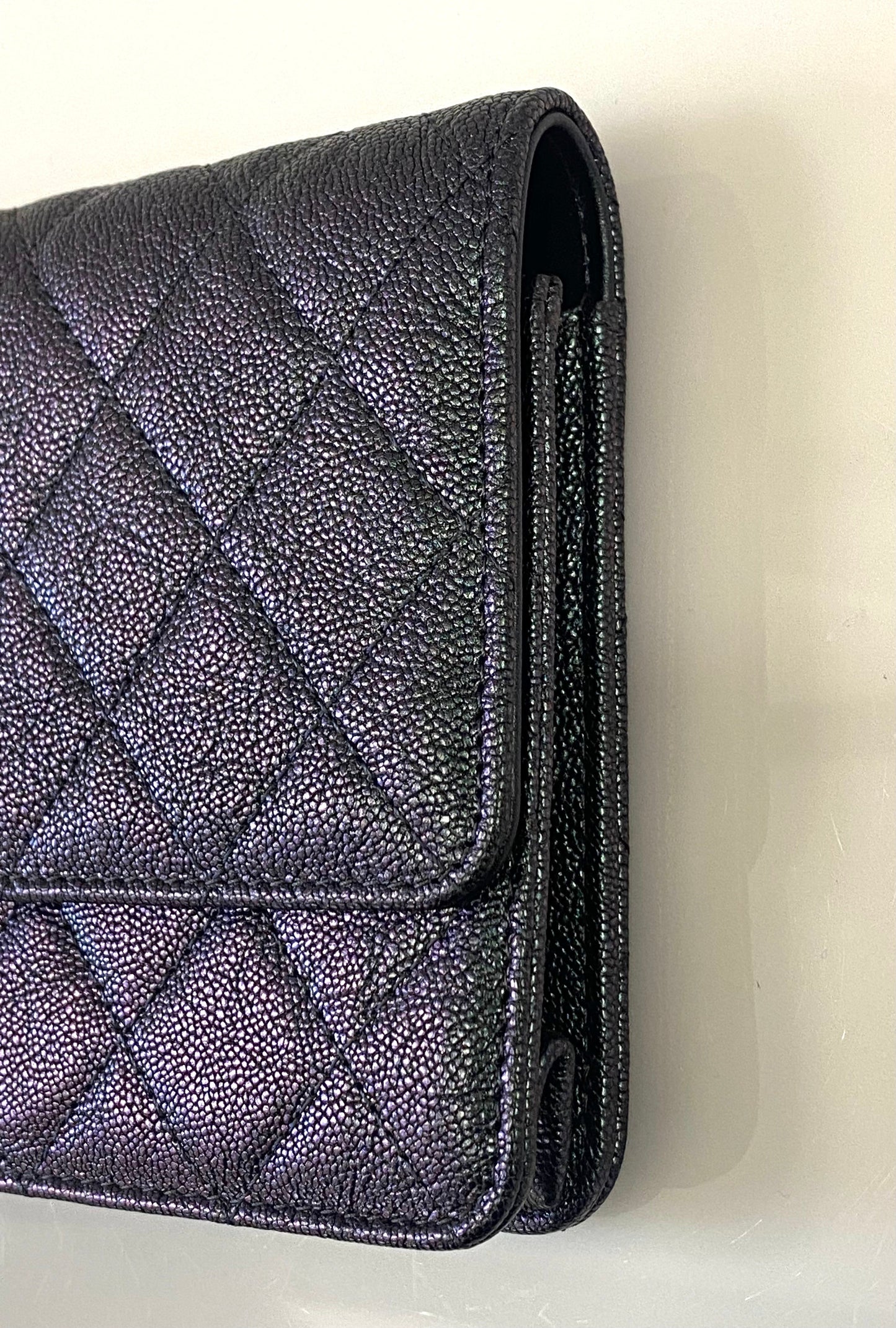 CHANEL IRIDESCENT CAVIAR QUILTED CLUTCH WRISTLET