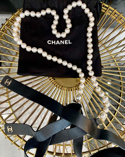 CHANEL CC GLASS PEARLS & LAMBSKIN WAIST BELT