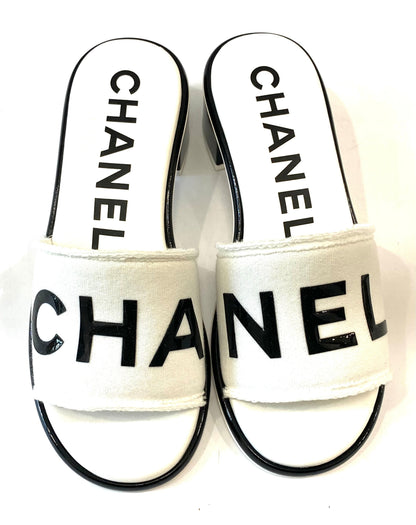 CHANEL RAW EDGE & LEATHER CHA NEL MULES