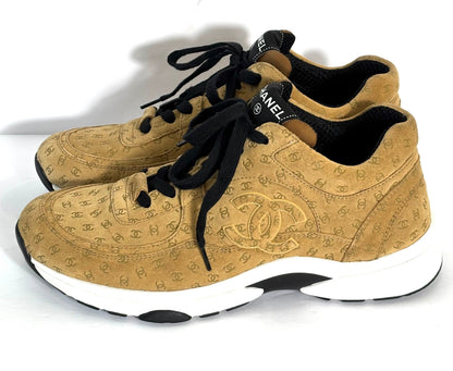 CHANEL SUEDE CALFSKIN PRINTED CC LOW-TOP SNEAKERS