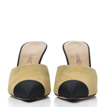 CHANEL TWO-TONED GROSGRAIN LEATHER PEARL CC HEEL MULES PUMPS