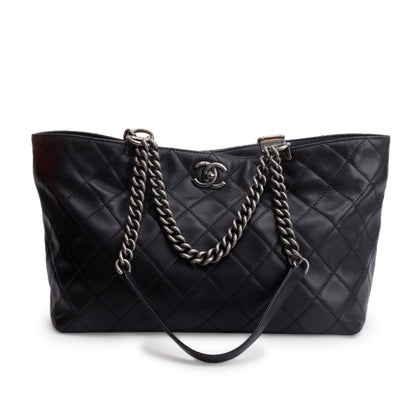 Chanel Black Calfskin Quilted Shopping in Chains Tote