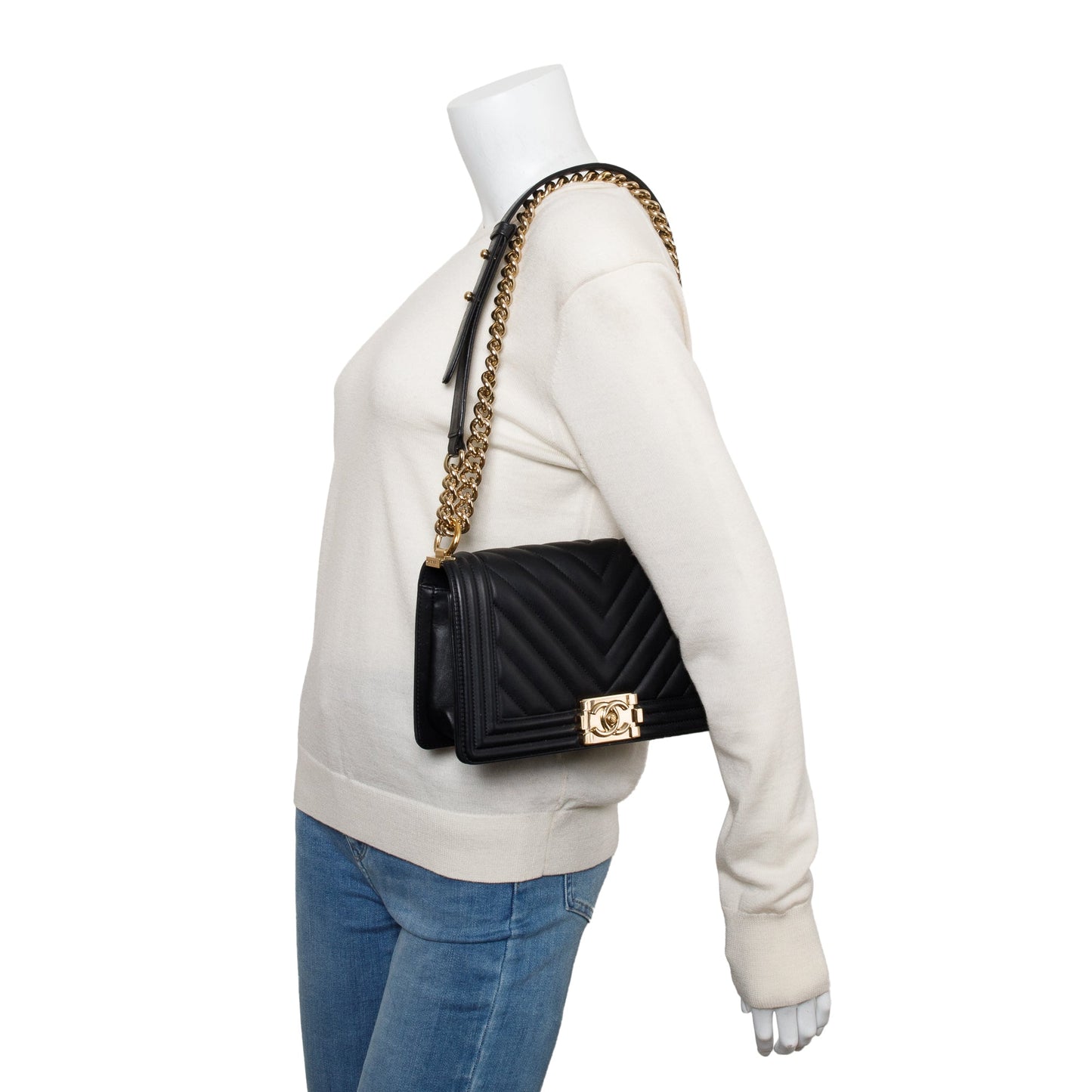 Chanel 2020 Black Chevron Quilted Lambskin Leather Medium Boy Bag