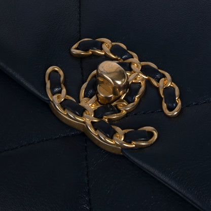 Chanel 2022 Medium 19 Flap Bag