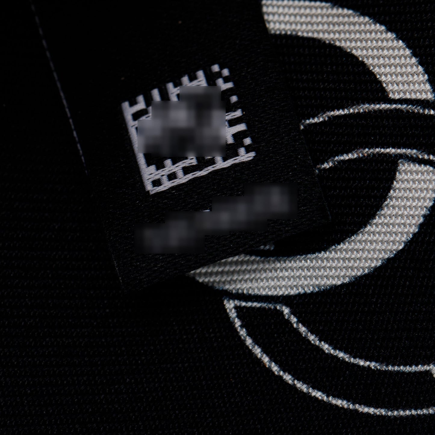 Chanel 2023 Black/White Printed Silk Twill Slim Bandeau