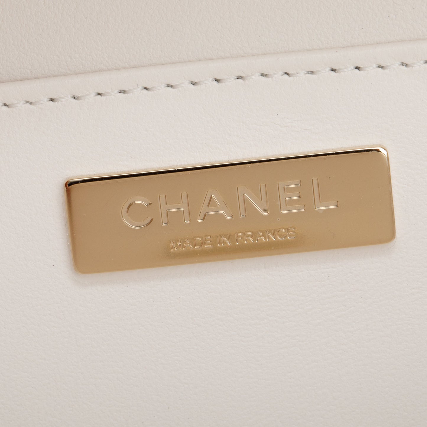 Chanel 2024 White Quilted Calfskin Leather Coco Click Crossbody Bag