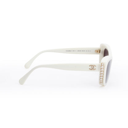 Chanel 5481-H White Acetate CC Logo Faux Pearl Cat-Eye Sunglasses