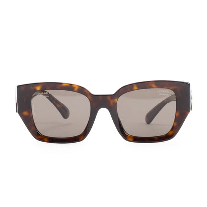 Chanel 5506-A 2023 Interlocking CC Logo Tortoise Acetate Sunglasses