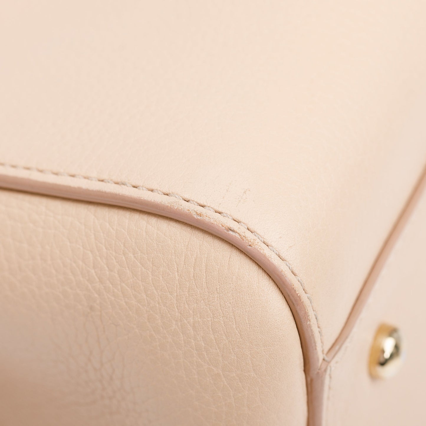 Chanel Beige Caviar Leather Medium Neo Excecutive Tote